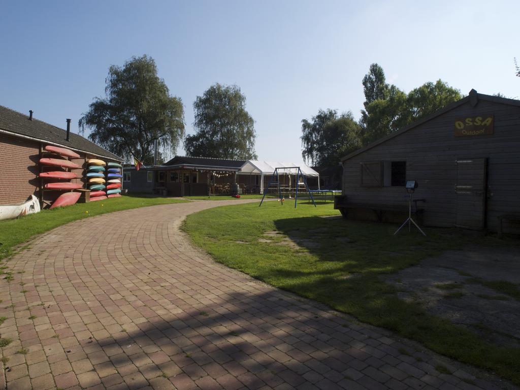 Holiday Home Ossa Basecamp Sint Odiliënberg Rom bilde